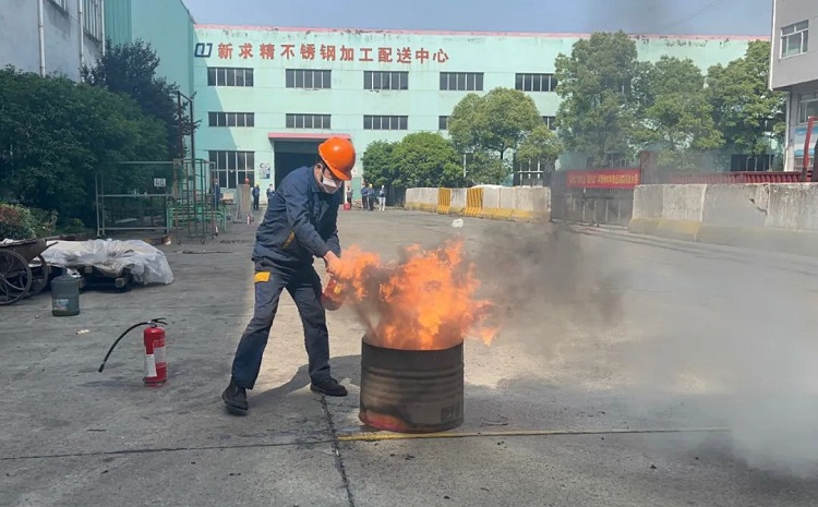 求精新材料集團(tuán)旗下各單位多種形式慶祝“五一”國(guó)際勞動(dòng)節(jié)